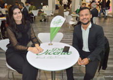 Taina Morato y Wellington Carvalho, de Don Vicente, son exportadores de limas de Brasil que van a empezar con la exportación de jengibre este año.